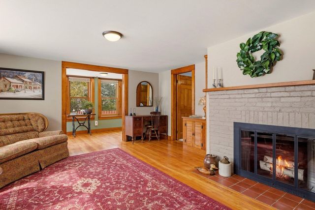 393 High Street, Candia, NH 03034
