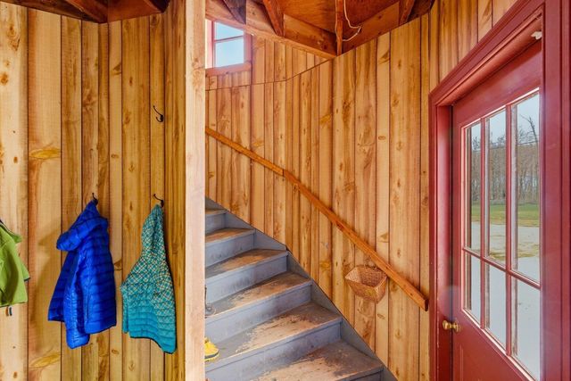 393 High Street, Candia, NH 03034