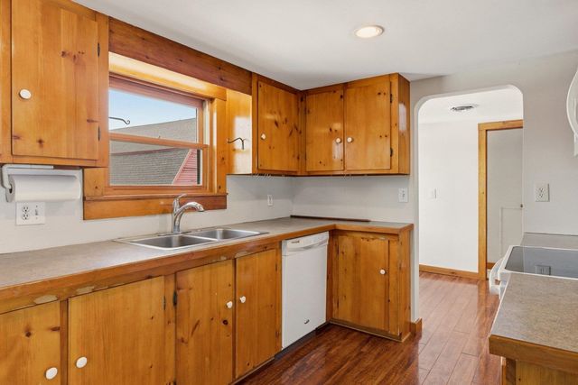 393 High Street, Candia, NH 03034