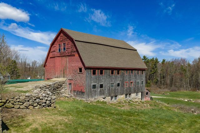 393 High Street, Candia, NH 03034