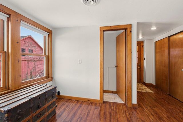 393 High Street, Candia, NH 03034