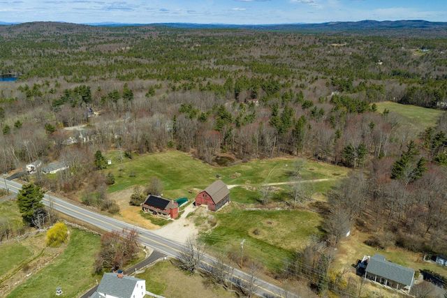 393 High Street, Candia, NH 03034