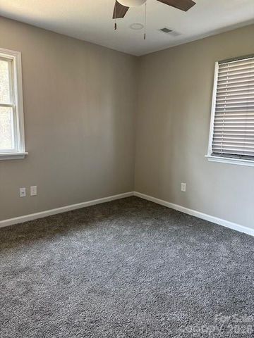 623 Oak Grove Road, Kings Mountain, NC 28086