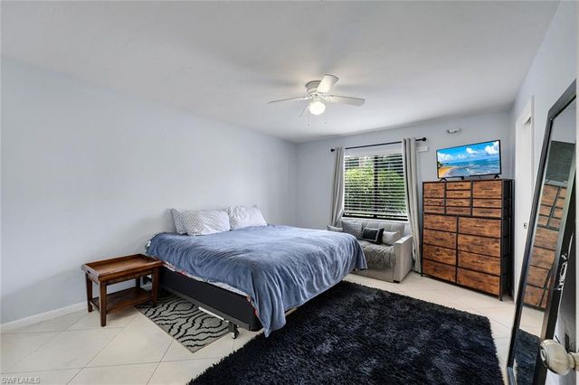 1400 Green Valley CIR 1002, Naples, FL 34104