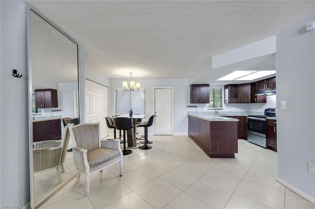 1400 Green Valley CIR 1002, Naples, FL 34104