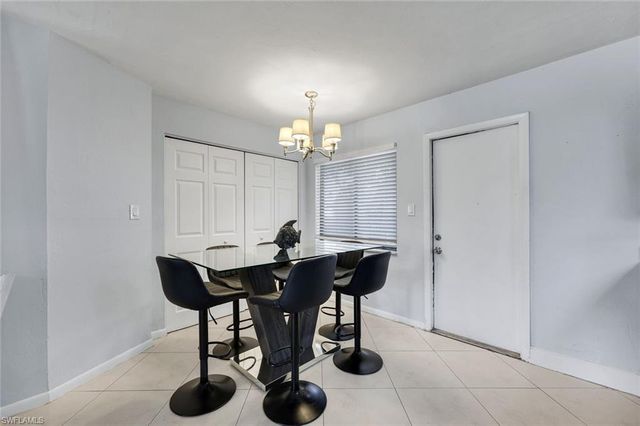 1400 Green Valley CIR 1002, Naples, FL 34104