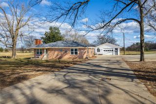 2339 SW County Road 3110, Mount Vernon, TX 75457