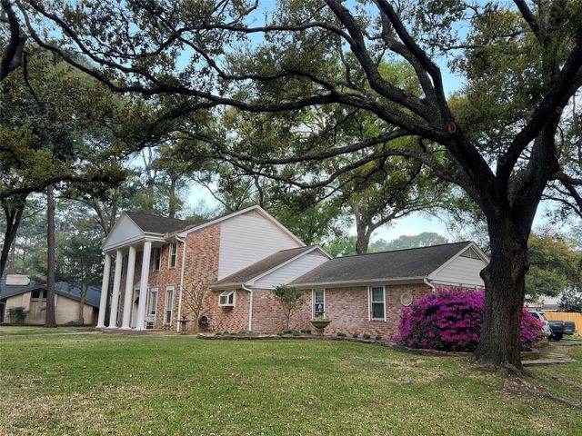 13631 Balmore Circle, Houston, TX 77069