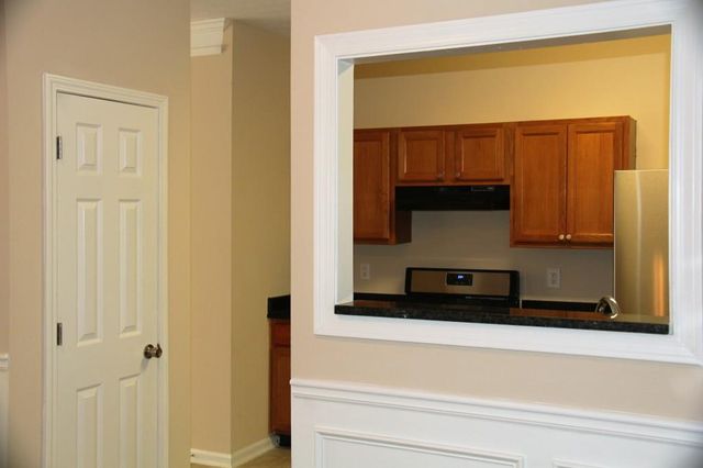 962 Tree Creek Boulevard, Lawrenceville, GA 30043