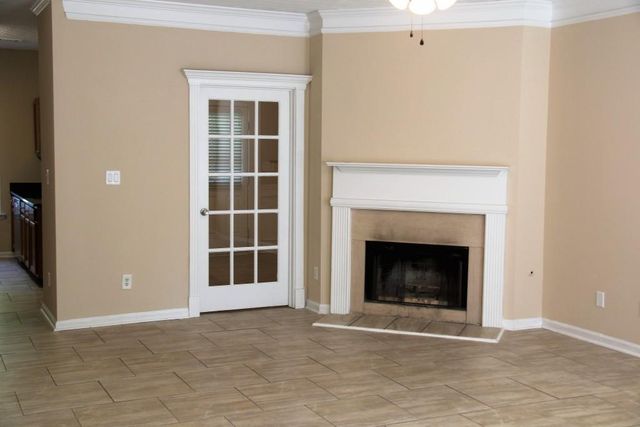 962 Tree Creek Boulevard, Lawrenceville, GA 30043