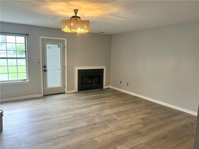 54 Treasure KY, Hampton, VA 23666