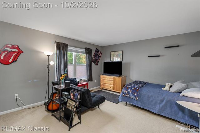 42591 Whitman Way, Novi, MI 48377