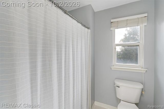 42591 Whitman Way, Novi, MI 48377
