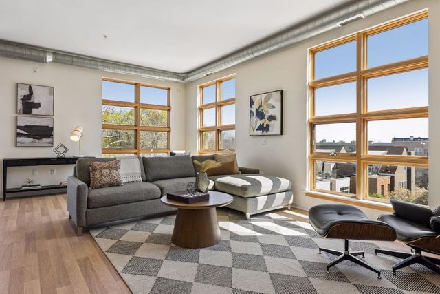 2845 Colfax Avenue S W402, Minneapolis, MN 55408