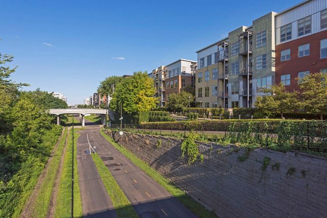 2845 Colfax Avenue S W402, Minneapolis, MN 55408