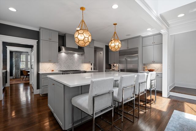 2510 Belmont Blvd, Nashville, TN 37212