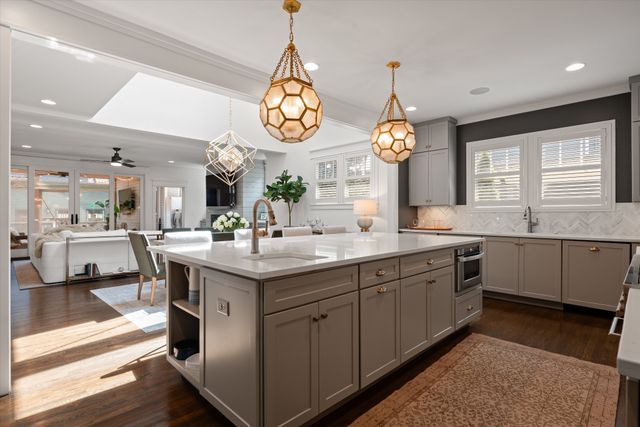 2510 Belmont Blvd, Nashville, TN 37212