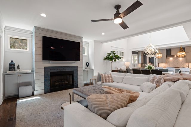 2510 Belmont Blvd, Nashville, TN 37212