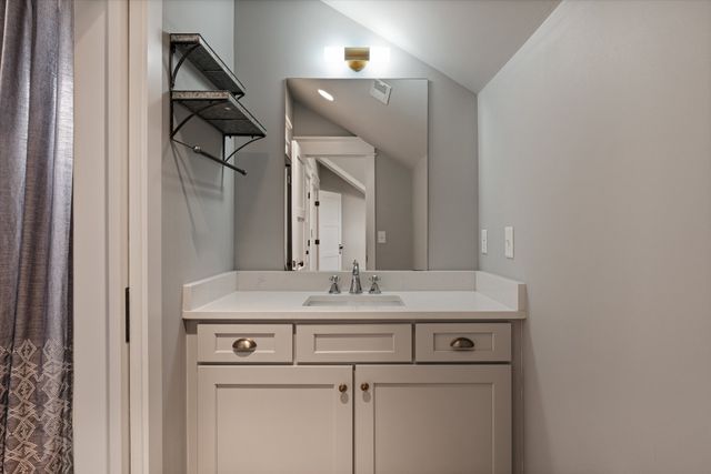 2510 Belmont Blvd, Nashville, TN 37212