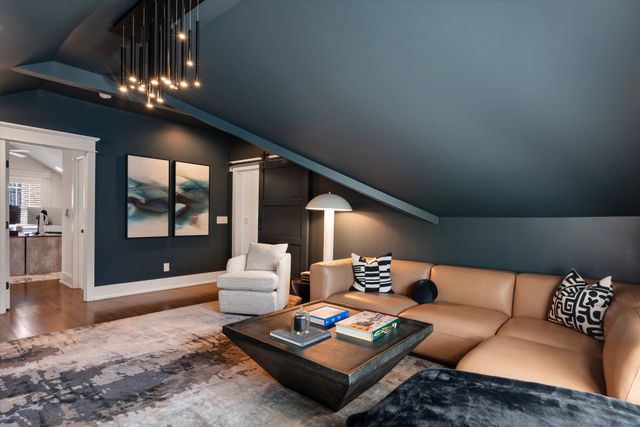 2510 Belmont Blvd, Nashville, TN 37212