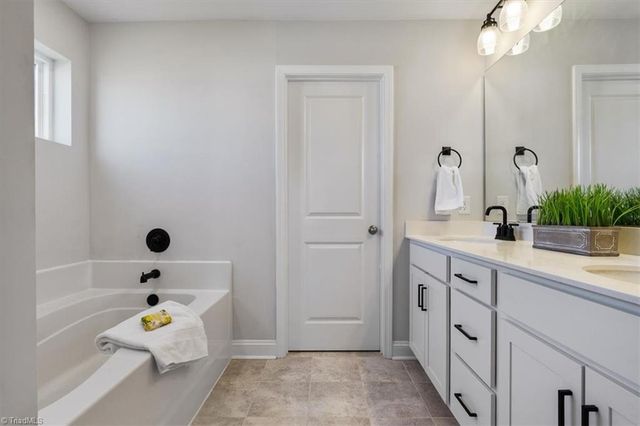 130 Laced Maple Court, Reidsville, NC 27320