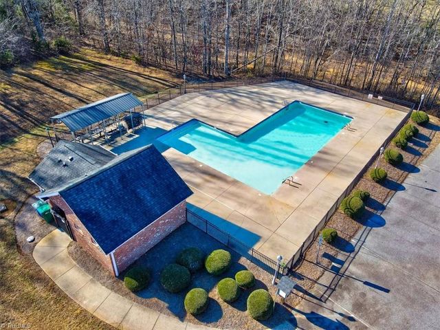 130 Laced Maple Court, Reidsville, NC 27320