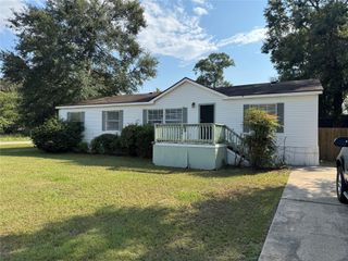 146 Carmen Boulevard, Conroe, TX 77306