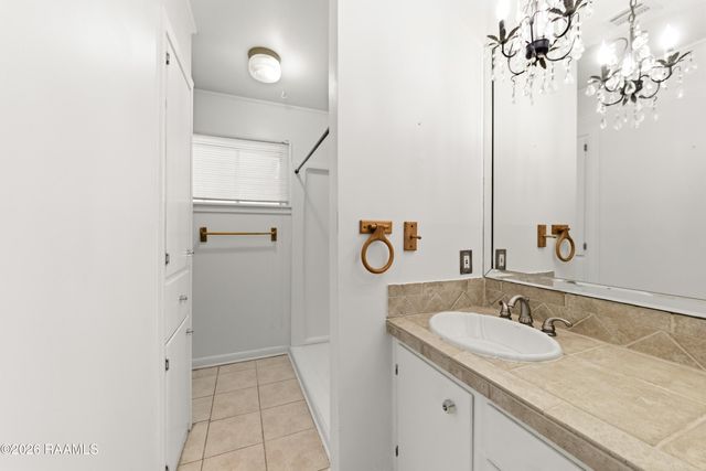 106 Woodcrest Drive, Lafayette, LA 70506