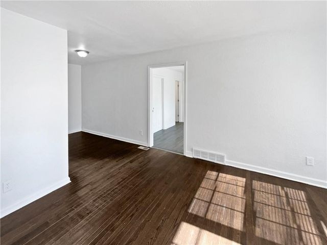 10014 Hardesty Avenue, Kansas City, MO 64137