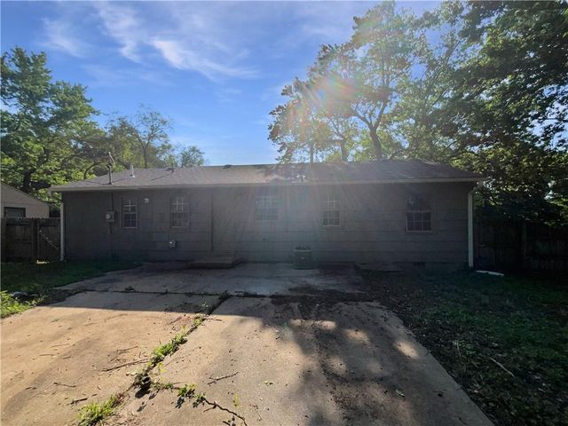 10014 Hardesty Avenue, Kansas City, MO 64137