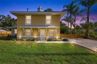 37715 DIXIE AVENUE, Dade City, FL 33525