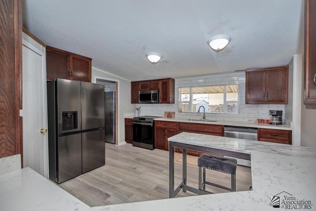 13675 E 44 St, Yuma, AZ 85367