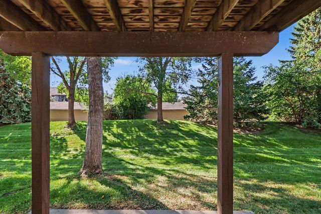 2658 Cutters Grove Circle, Anoka, MN 55303