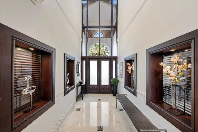 2430 Castilla Isle, Fort Lauderdale, FL 33301