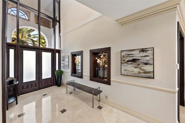 2430 Castilla Isle, Fort Lauderdale, FL 33301