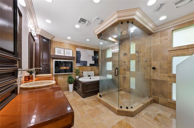 2430 Castilla Isle, Fort Lauderdale, FL 33301