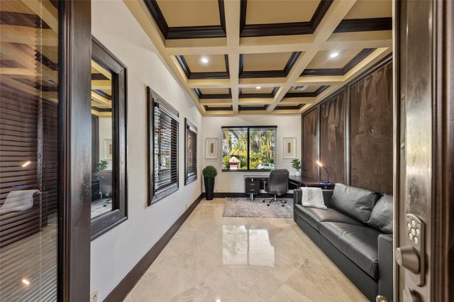 2430 Castilla Isle, Fort Lauderdale, FL 33301