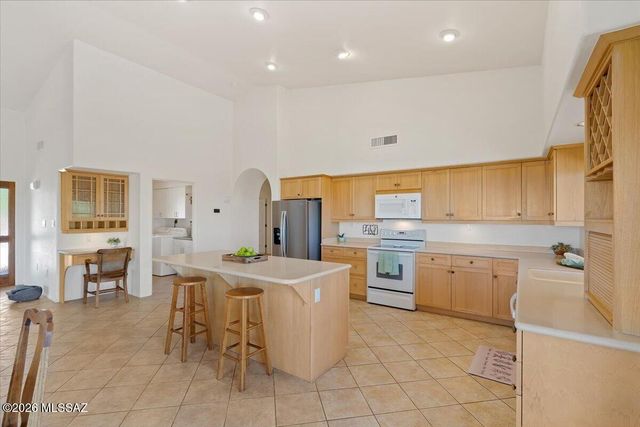 1633 W La Mariposa Street, Oracle, AZ 85623