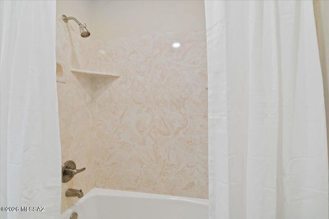 1633 W La Mariposa Street, Oracle, AZ 85623