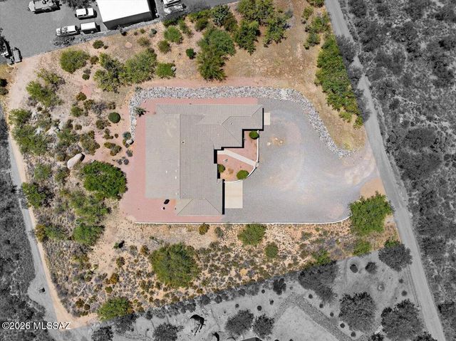 1633 W La Mariposa Street, Oracle, AZ 85623