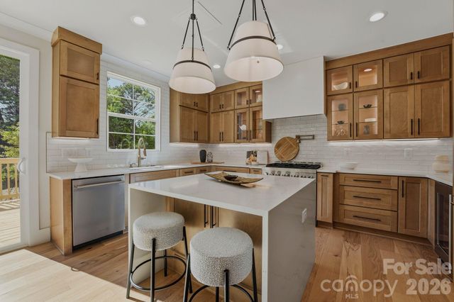 1637 Longfellow Street, Charlotte, NC 28205