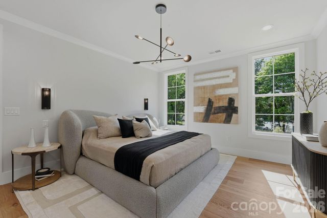 1637 Longfellow Street, Charlotte, NC 28205