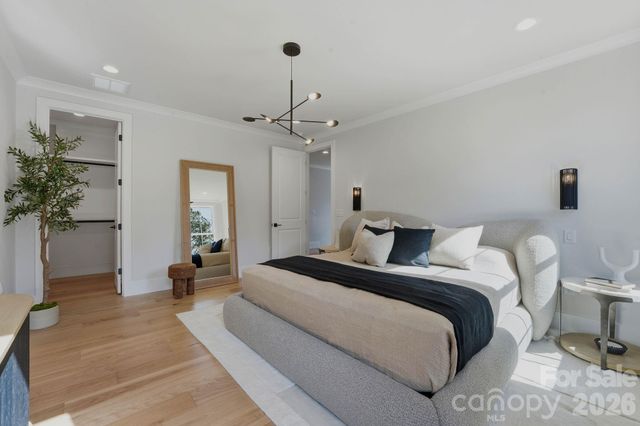 1637 Longfellow Street, Charlotte, NC 28205
