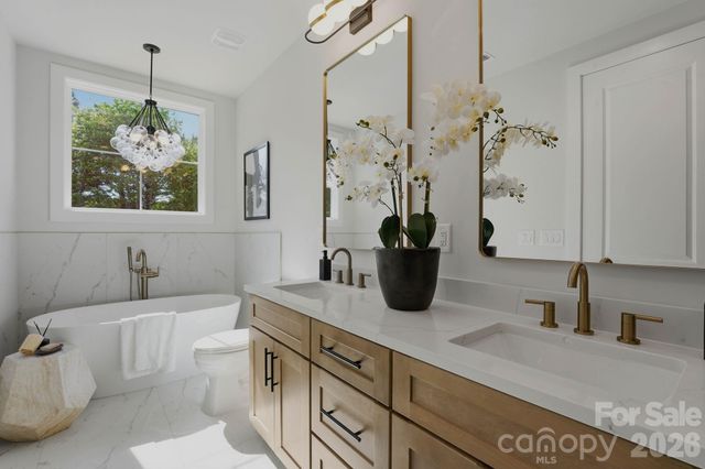 1637 Longfellow Street, Charlotte, NC 28205