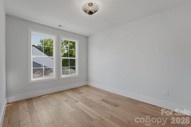1637 Longfellow Street, Charlotte, NC 28205