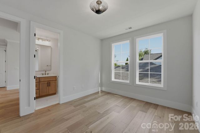 1637 Longfellow Street, Charlotte, NC 28205