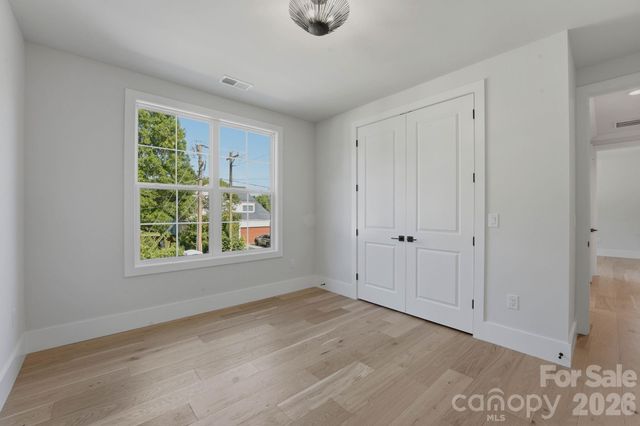 1637 Longfellow Street, Charlotte, NC 28205