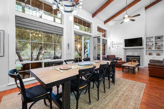 42440 Kaweah River Drive, Three Rivers, CA 93271