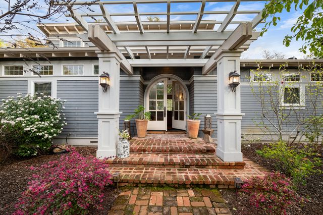 42440 Kaweah River Drive, Three Rivers, CA 93271