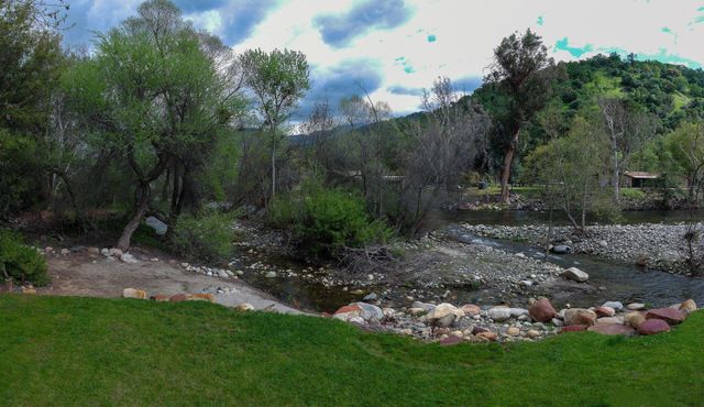 42440 Kaweah River Drive, Three Rivers, CA 93271